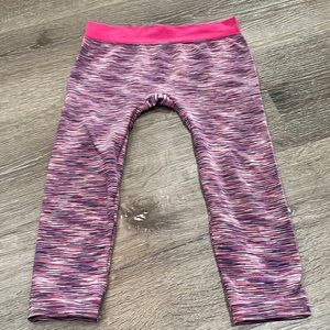 Girls athletic leggings